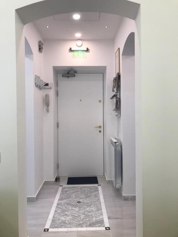 Victoria Luxury Apartment 11 Bucureşti Ngoại thất bức ảnh