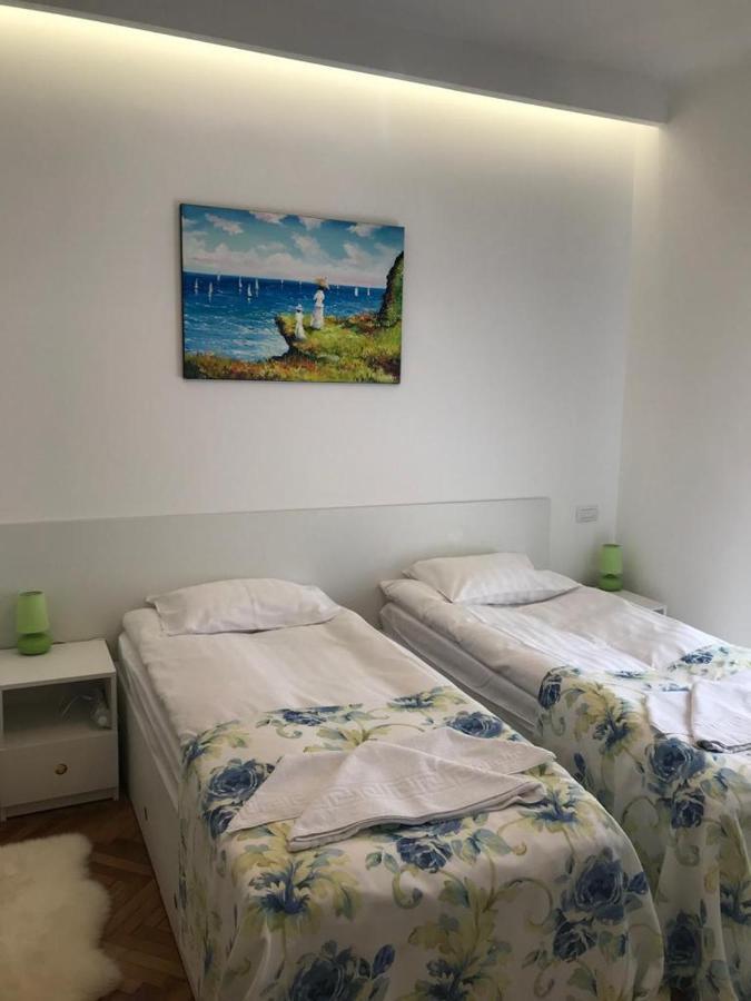 Victoria Luxury Apartment 11 Bucureşti Ngoại thất bức ảnh
