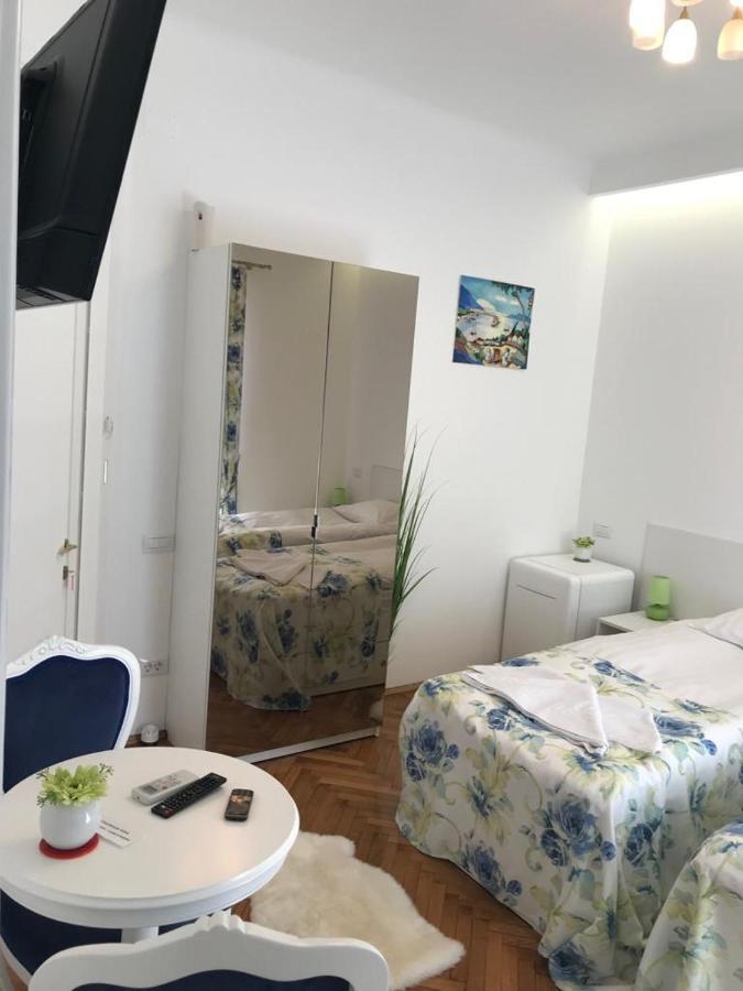 Victoria Luxury Apartment 11 Bucureşti Ngoại thất bức ảnh