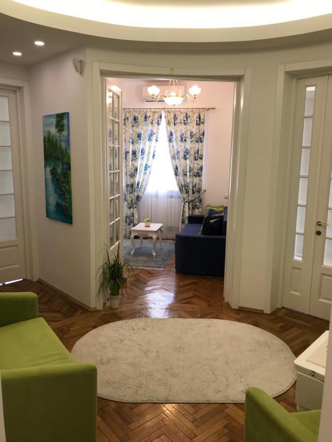 Victoria Luxury Apartment 11 Bucureşti Ngoại thất bức ảnh